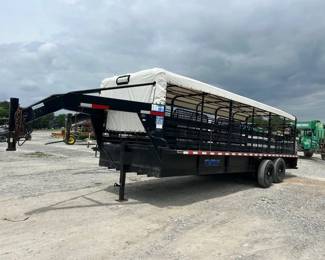 gooseneck trailer