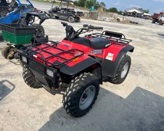 ARCTIC CAT 300 4X4 ATV