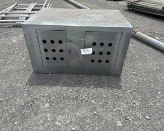 DOG BOX FOR TRUCK