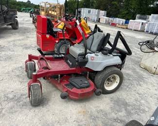 EXMARK RADIUS ZERO TURN MOWER