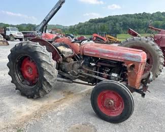 MASSEY FERGUSON 35 TRACTOR
