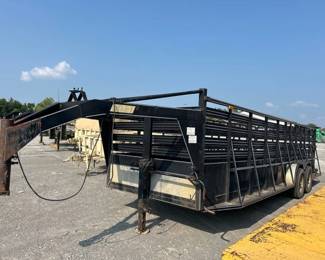 RAWHIDE 24X68 GOOSENECK CATTLE TRAILER