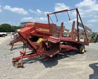 NEW HOLLAND STACKLINER