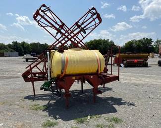 DEMCO 400 GALLON 3PT BOOM SPRAYER