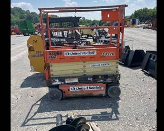 1932R JLG SCISSOR LIFT