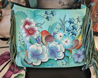 Anushka Purse