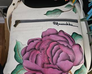 Anushka Purse