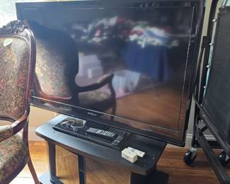 Insignia TV