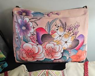 Anushka Purse