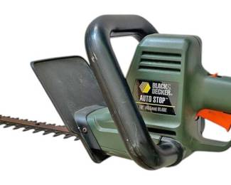 Black Decker HT 400 18 Hedge Trimmer