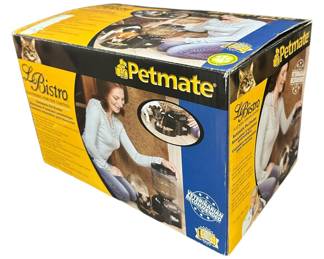 Petmate Le Bistro Automatic Pet Feeder