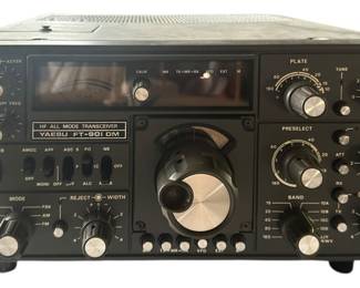Yaesu FT901DM Ham Radio Transceiver