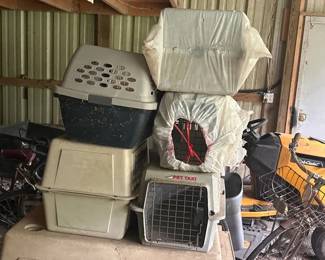 LOT OF SMALL PET CRATES