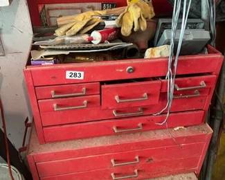 ROLLING METAL TOOLBOX CONTENTS