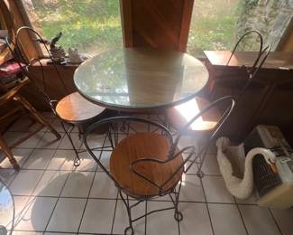 TABLE 3 CHAIRS