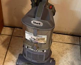 SHARK NAVIGATOR VACUUM