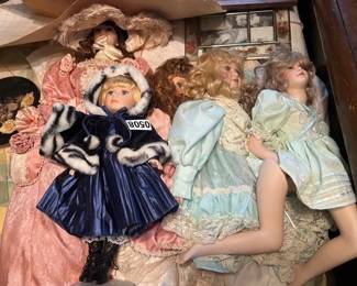 VARIOUS DOLLS