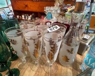 VINTAGE MID CENTURY PILSNER GLASSES