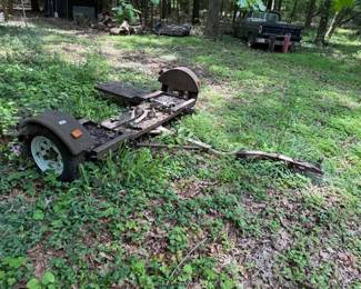 CAR TOW DOLLY