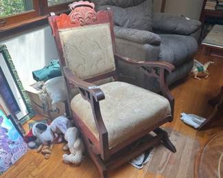 ROCKING CHAIR