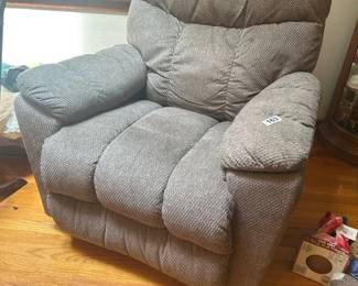 RECLINER