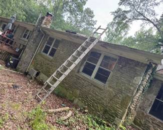WERNER ALUMINUM EXTENSION LADDER
