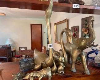 VARIOUS BRASS DECOR