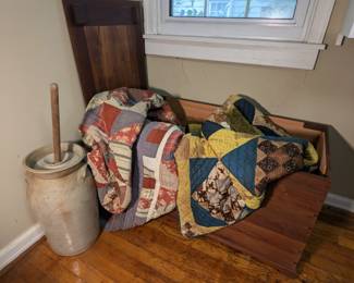 Vintage & Antique Quilts 