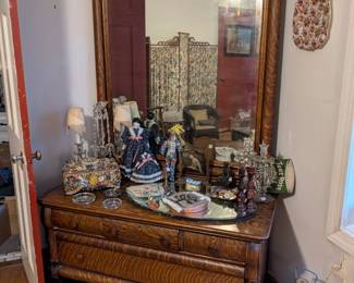 Tiger Oak Antique Dresser