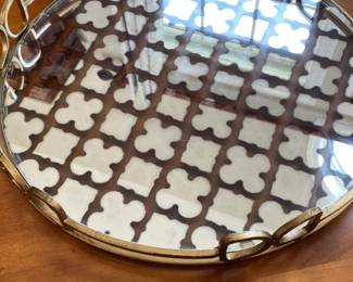 Round Clover Mirror