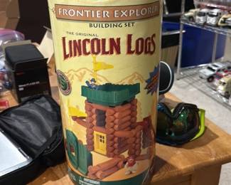 Lincoln Logs