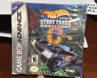 Hot Wheels : Stunt Track Challenge for the Game Boy Advance