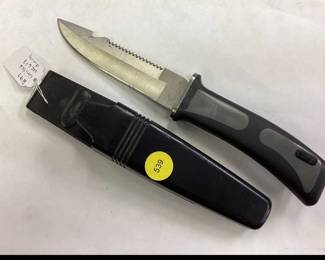 UNITED KNIFE WITH SHEATH