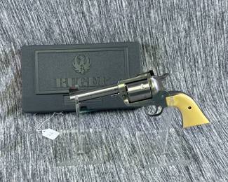 RUGER NEW MODEL SUPER BLACKHAWK 44 REVOLVER