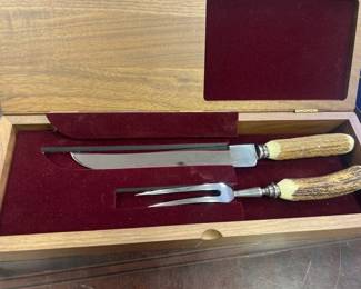 SALM CARVING SET
