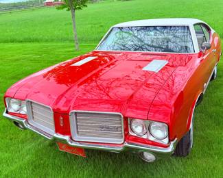 1971 Oldsmobile cutlass 2dr holiday coupe 69,800 miles