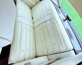 1971 Oldsmobile cutlass 2dr holiday coupe 69,800 miles