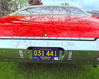 1971 Oldsmobile cutlass 2dr holiday coupe 69,800 miles