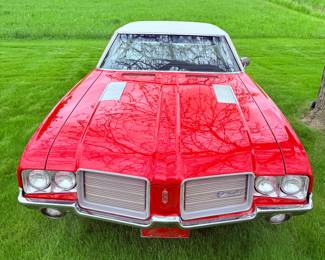 1971 Oldsmobile cutlass 2dr holiday coupe 69,800 miles