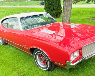 1971 Oldsmobile cutlass 2dr holiday coupe 69,800 miles