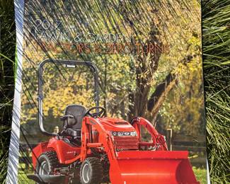 2017 simplicity lawn tractor with triple bagger. 206 hrs - new battery - runs great