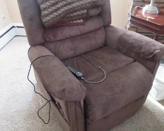 Heat and Massage Catnapper Lift Recliner
