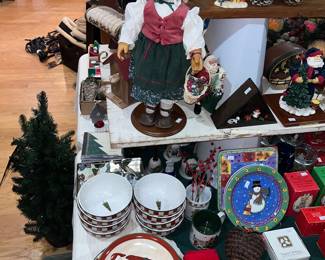 Christmas dinnerware