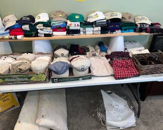 Large selection of golfing caps & golf towels