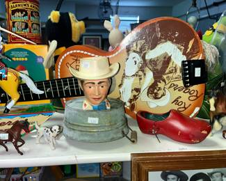 Roy Rogers mug & guitar