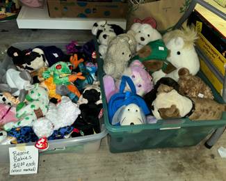 Plush animals & BEANIE BABIES!!
