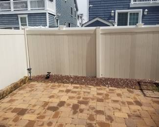 Extensive amount of tan vinyl fencing - nearly new! Hardscape pavers
