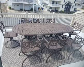 Cast aluminum dining set seats 8