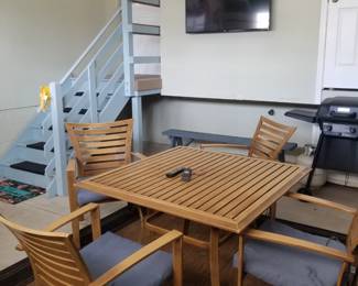 Party in the garage - dining set