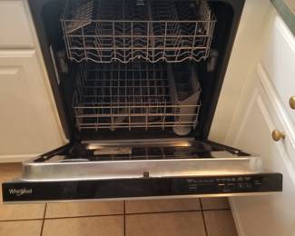 Frigidaire dishwasher has stainless steel interior